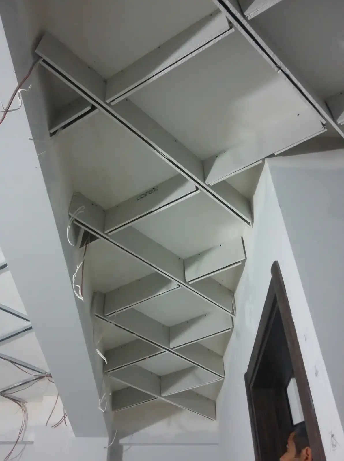 AT02